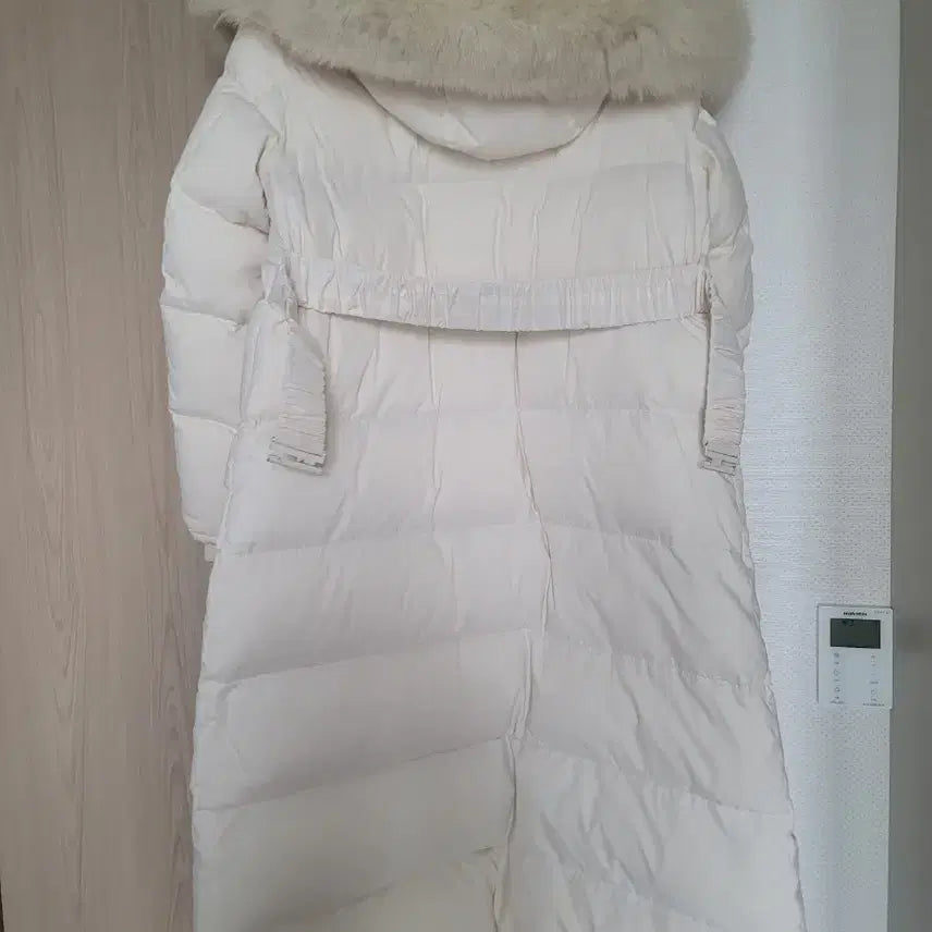 [BUNJANG] Olive Des Olive Fox Fur Hooded Long Down Jacket / 올리브데올리브 폭스퍼 후드 롱패딩 아이보리