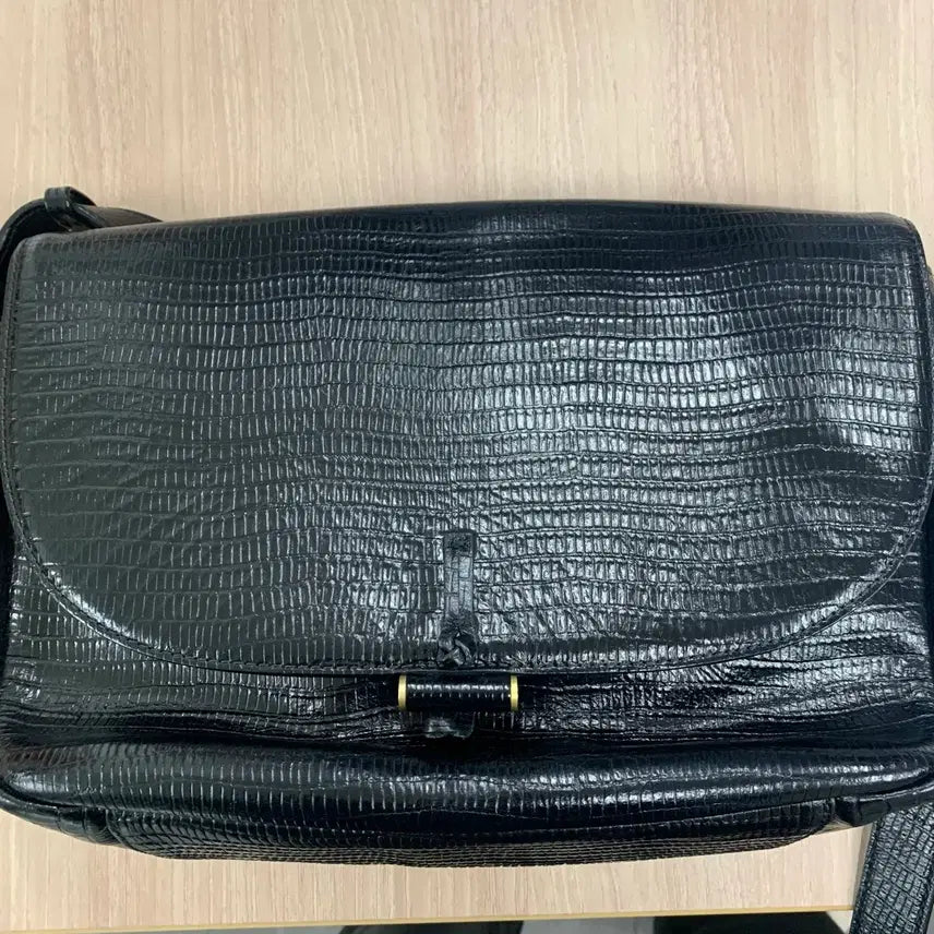 [BUNJANG] Tout Y est Cavillo Small Crossbody Bag / 투티에 카비요 스몰 박스포함