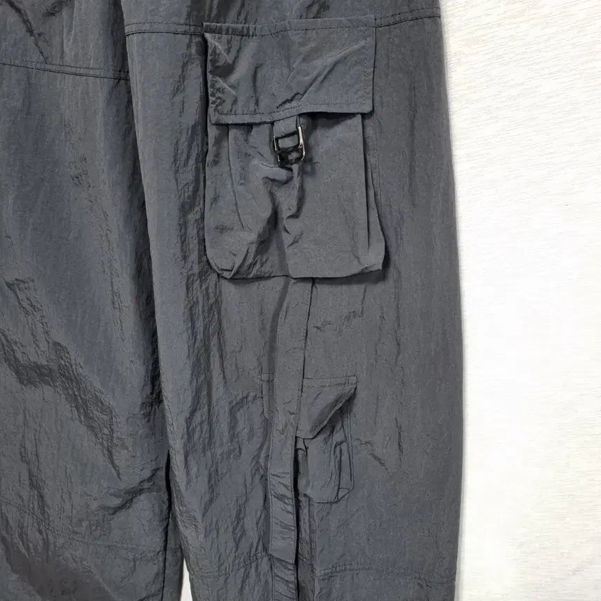 [BUNJANG] Le Moi Nylon Carpenter Pants (Women's) / 르무아 나일론 카펜터 팬츠 여1ㅡ0211