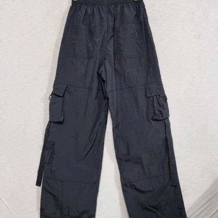 [BUNJANG] Le Moi Nylon Carpenter Pants (Women's) / 르무아 나일론 카펜터 팬츠 여1ㅡ0211