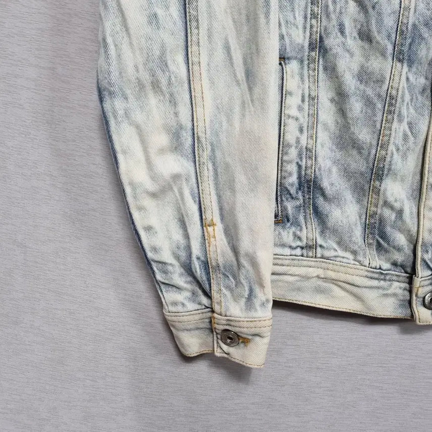 [BUNJANG] Denim Jacket (Men's Size 100) / ㅡ자라 워싱 데님 자켓 남100ㅡ0212