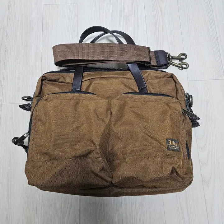 [BUNJANG] Filson 878 Briefcase Tote Bag Whiskey / 필슨 878 브리프케이스 가방 토트백 위스키