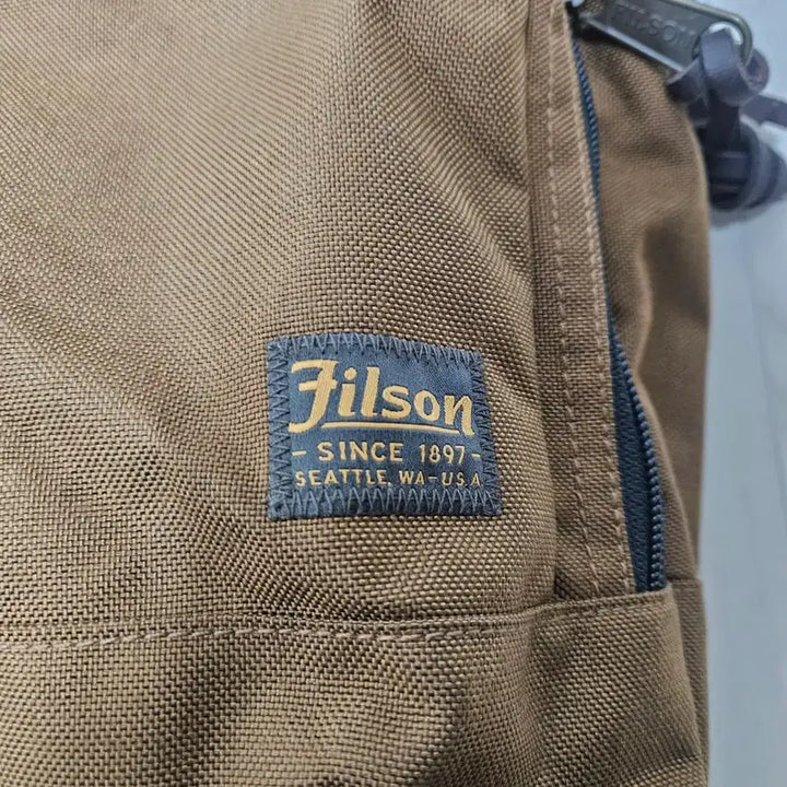 [BUNJANG] Filson 878 Briefcase Tote Bag Whiskey / 필슨 878 브리프케이스 가방 토트백 위스키