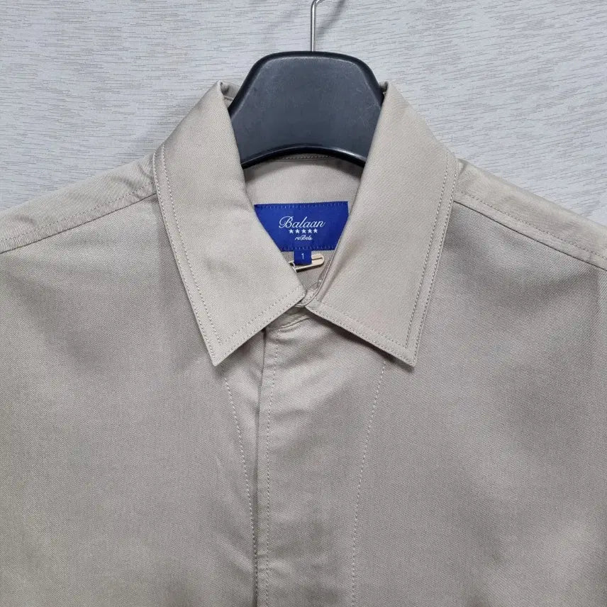 [SOLD OUT] 새상품 발란 간절기 셔츠 자켓 남1ㅡ0211