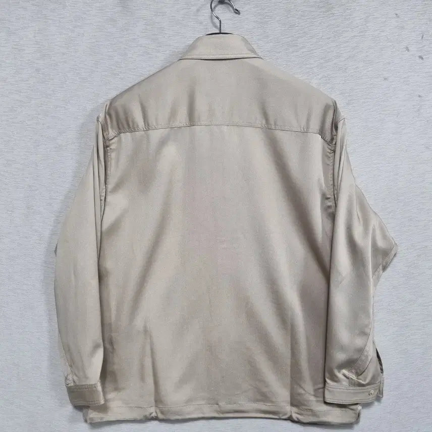 [SOLD OUT] 새상품 발란 간절기 셔츠 자켓 남1ㅡ0211