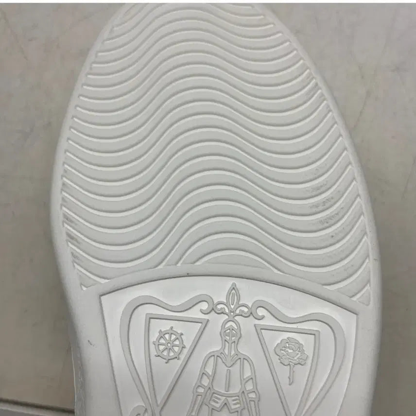 [BUNJANG] Gucci Ace Leather Sneakers White 8.5 / 새상품 구찌 에이스 레더 스니커즈 화이트8.5