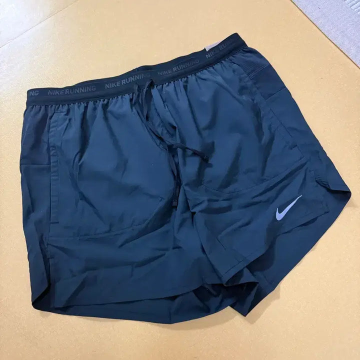 [BUNJANG] Nike Dry-FIT Running Shorts (Black) / 나이키 러닝 반바지 검정색