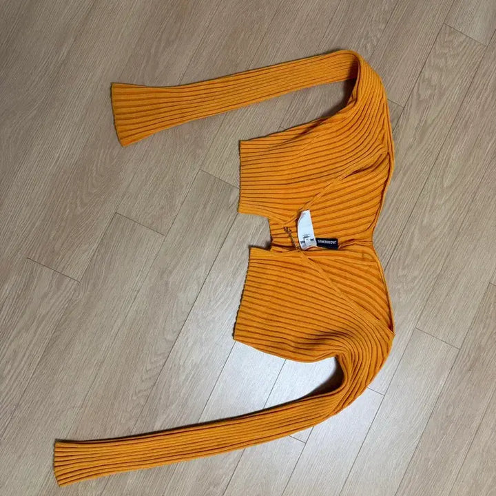 [BUNJANG] Jacquemus Orange Cardigan / 자크뮈스 가디건