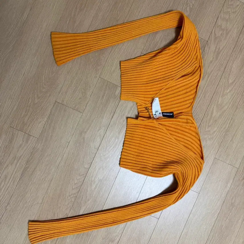 [BUNJANG] Jacquemus Orange Cardigan / 자크뮈스 가디건