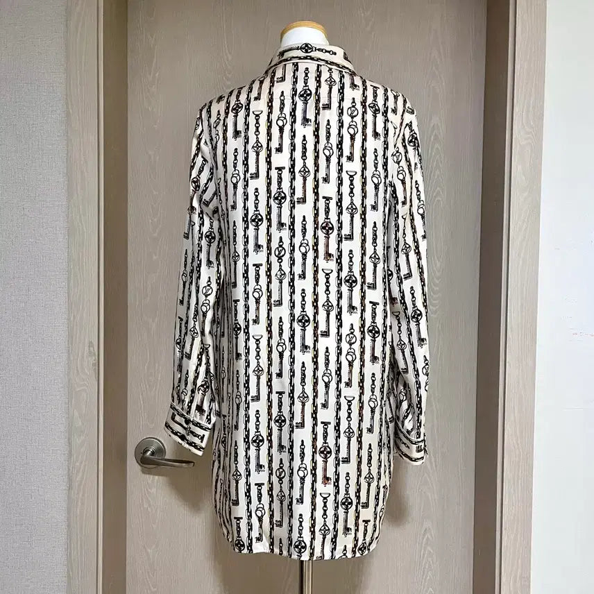 [BUNJANG] Louis Vuitton Silk Chain Shirt / 루이비통 체인 실크 셔츠