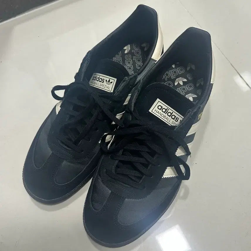 [BUNJANG] Adidas Handball Spezial Black/Wonder White Sneakers / 아디다스 핸드볼 스페지알 블랙:원더화이트 [275]