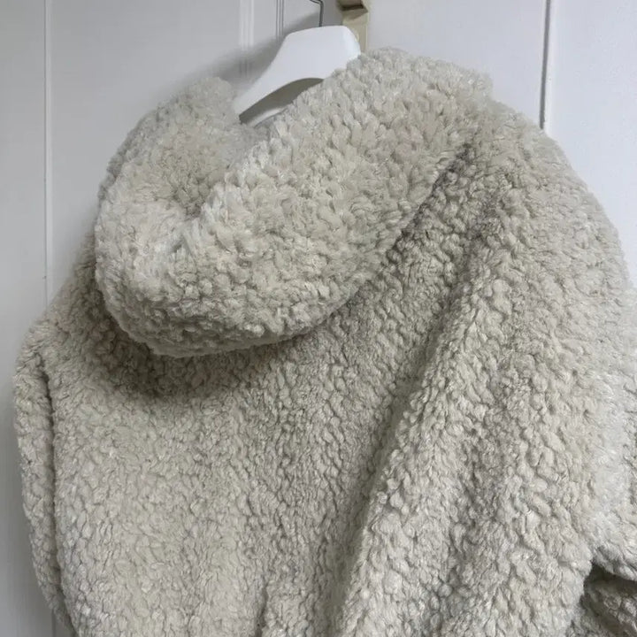 [BUNJANG] Monochrome 25 INS FUR JUMPER (LIGHT BEIGE) / 모노크롬 25 INS FUR JUMPER (LIGHT BEIGE)