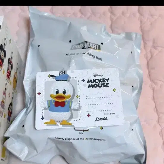 [BUNJANG] Pop Mart Mickey Family Always Together Keychain Series Donald (Sealed) / 미개봉)팝마트 미키 패밀리 언제나 함께 키체인 시리즈 도날드