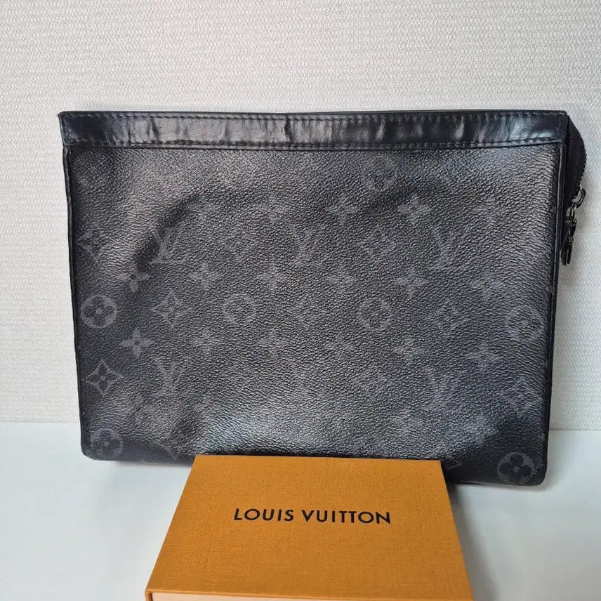 [BUNJANG] Louis Vuitton Monogram Pochette Voyage Clutch / 루이비통 정품 모노그램 포쉐트 보야주 클러치 팝니다