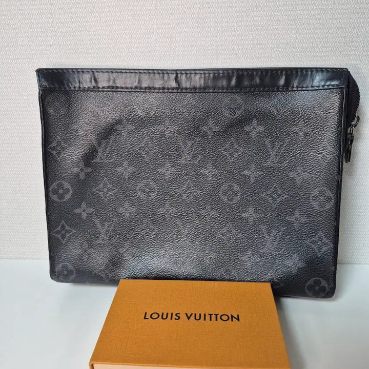 [BUNJANG] Louis Vuitton Monogram Pochette Voyage Clutch / 루이비통 정품 모노그램 포쉐트 보야주 클러치 팝니다
