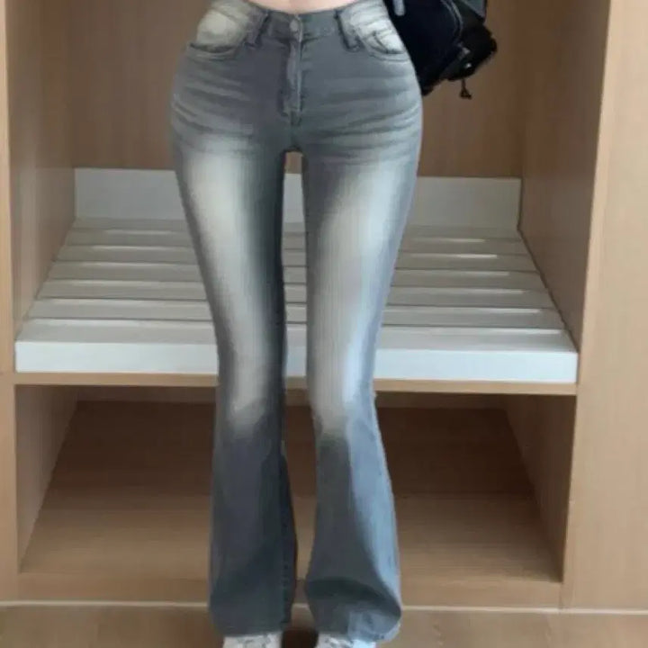 [BUNJANG] Cooling Summer Low-Rise Bootcut Jeans (Size S) / [쿨링여름바지 S] 핏대박 퓨쳐 그레이 워싱 로우라이즈 부츠컷 청바지