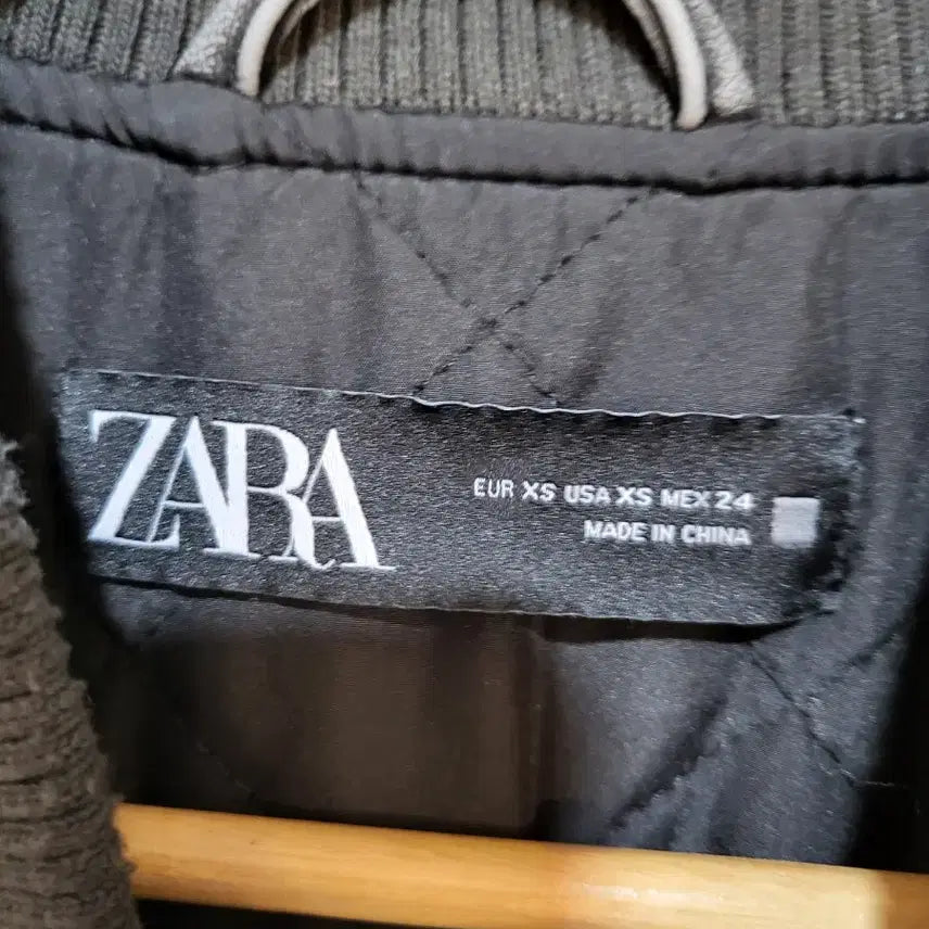 [BUNJANG] ZARA Leather Crop Jacket / 자라 레더 크롭 자켓