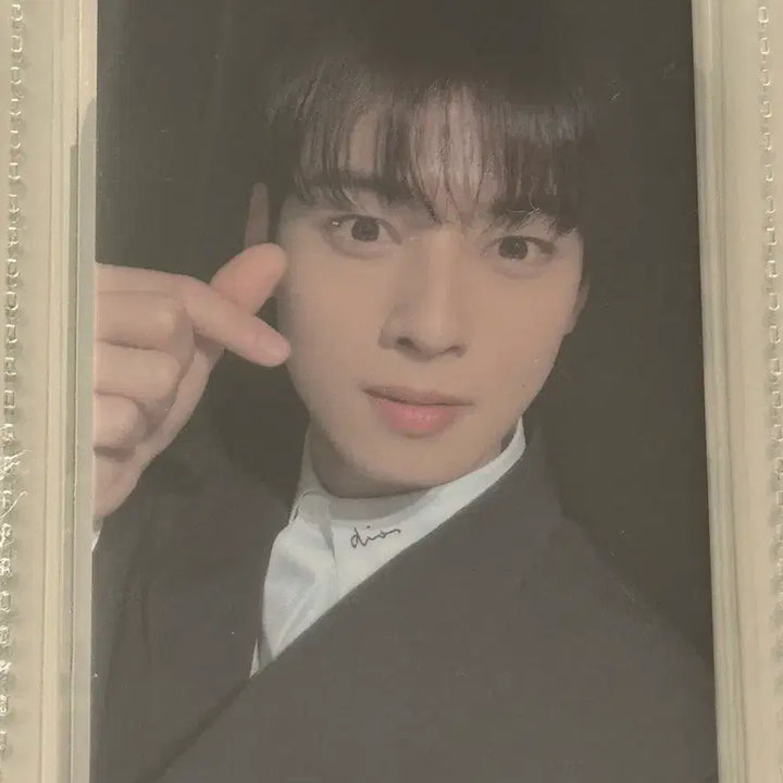 [BUNJANG] Astro Cha Eun-woo Archive Lucky Draw Photocard / 아스트로 차은우 전시회 archive 럭드 포카