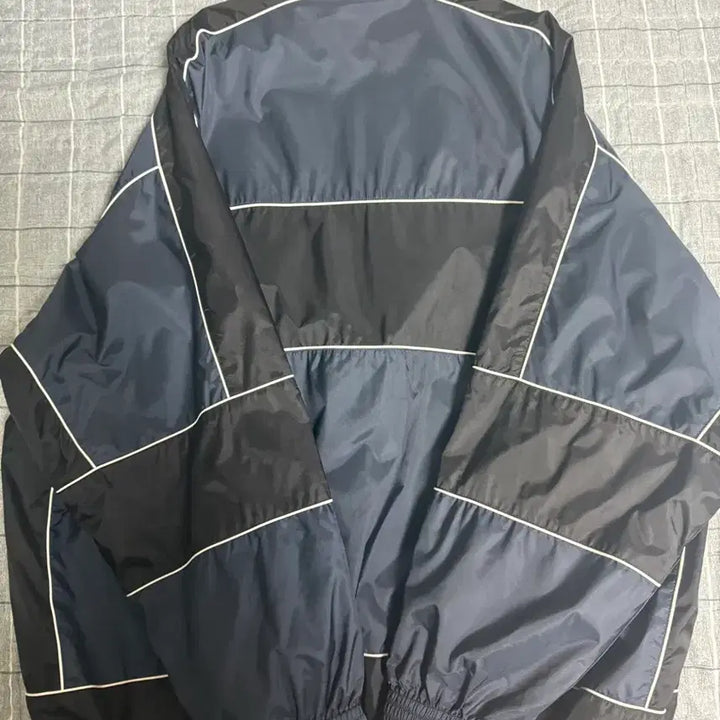 [BUNJANG] Balenciaga Satin BB Logo Track Jacket (Size 44, Mint Condition) / 발렌시아가 사틴 BB로고 트랙자켓  44사이즈 상태매우좋음