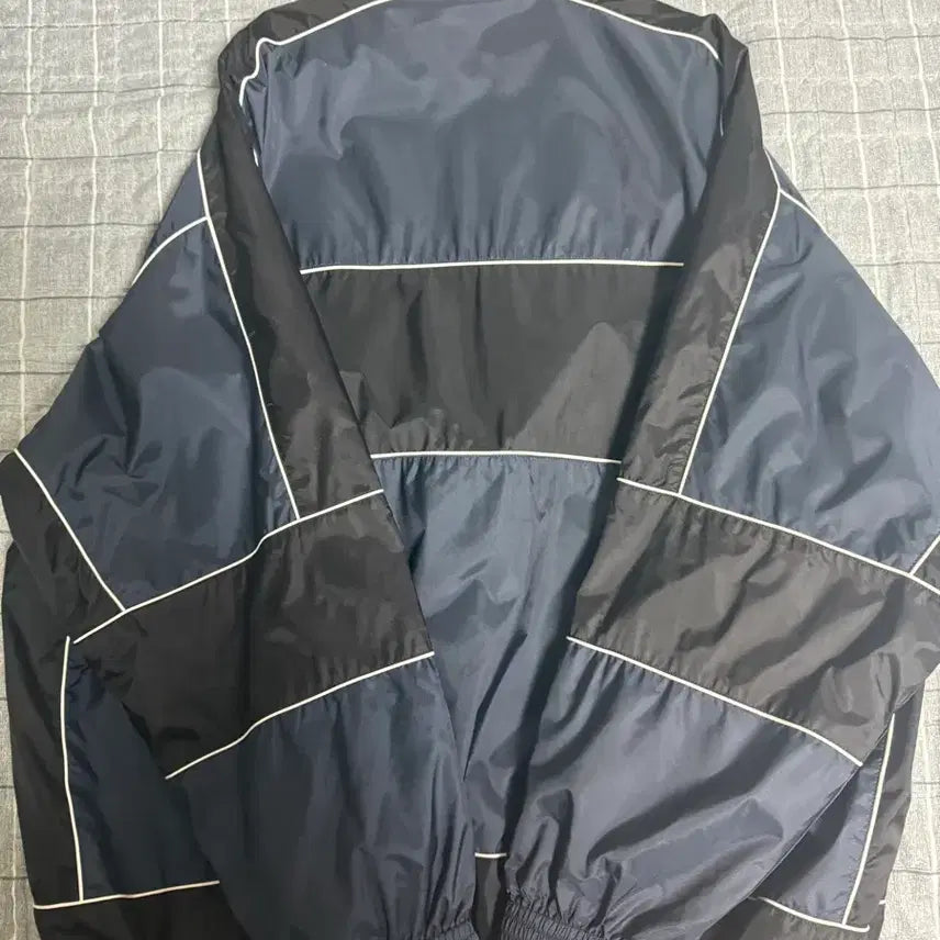 [BUNJANG] Balenciaga Satin BB Logo Track Jacket (Size 44, Mint Condition) / 발렌시아가 사틴 BB로고 트랙자켓  44사이즈 상태매우좋음