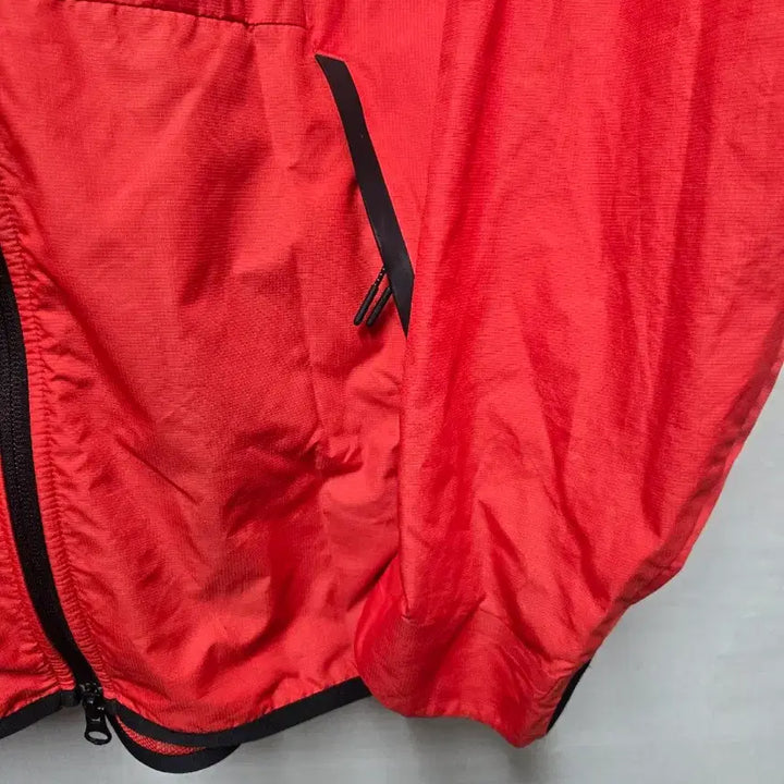 [SOLD OUT] 나이키 바람막이 윈드러너 레드 105