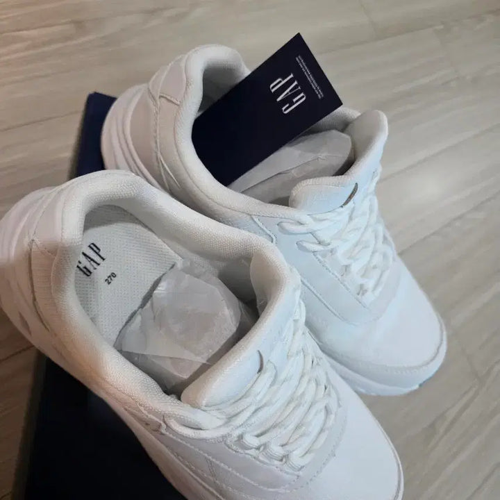 [SOLD OUT] (270) GAP 갭 베르 운동화 화이트