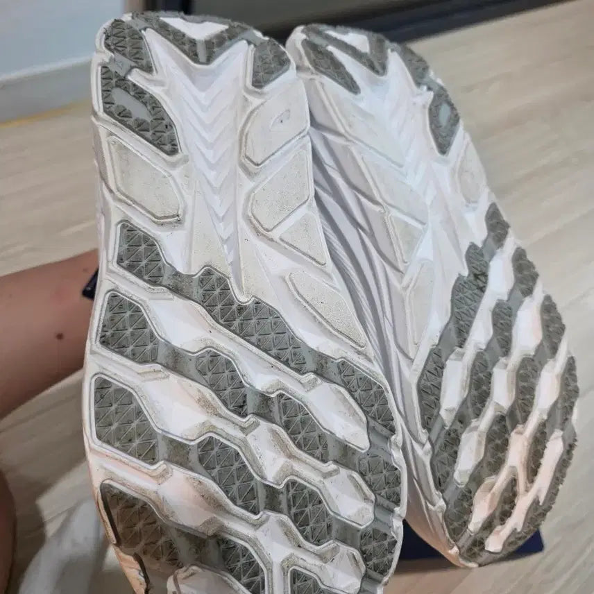 [SOLD OUT] (270) GAP 갭 베르 운동화 화이트
