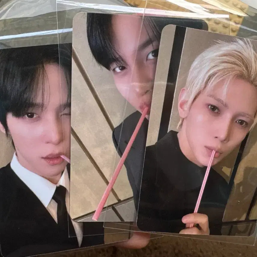 에이티즈 카페 빨대 포토카드