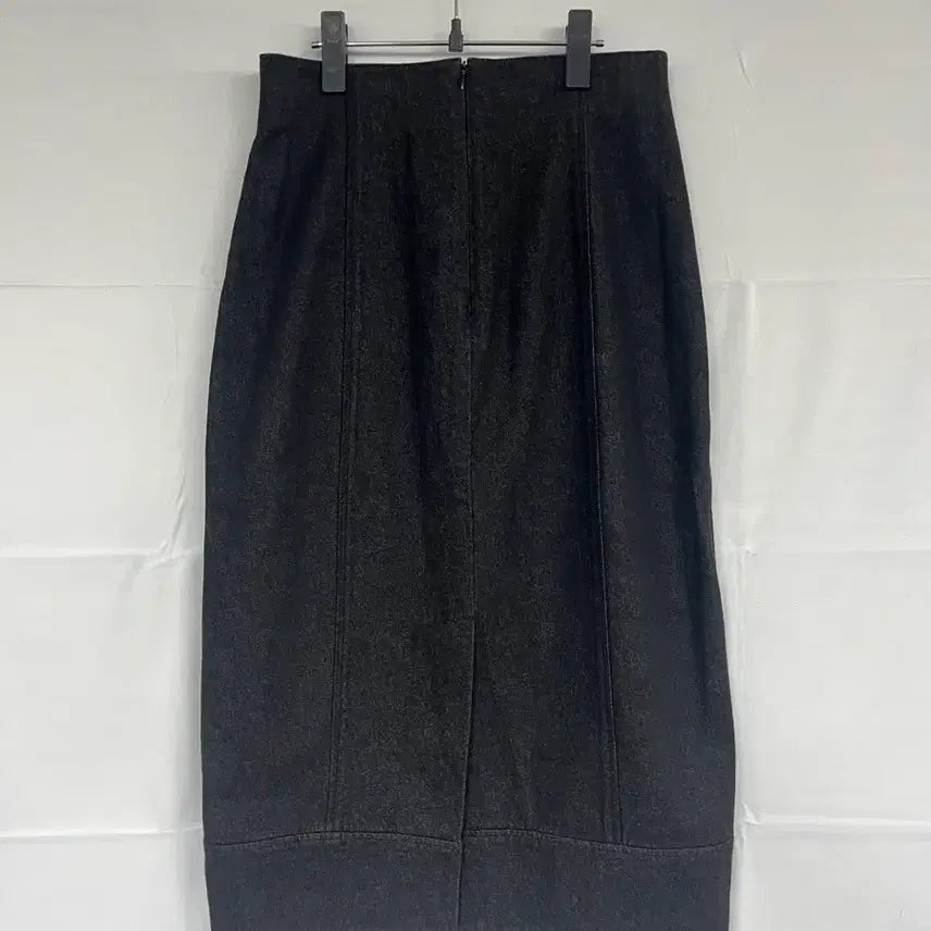 [BUNJANG] LVIR Black Denim Skirt - Size M / LVIR 르비에르 흑청 스커트 M사이즈
