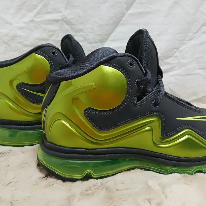 [BUNJANG] Nike Flyposite Basketball Shoes Gray/Fluorescent 265mm / 나이키 플라이포짓 농구화 회색/형광 265사이즈