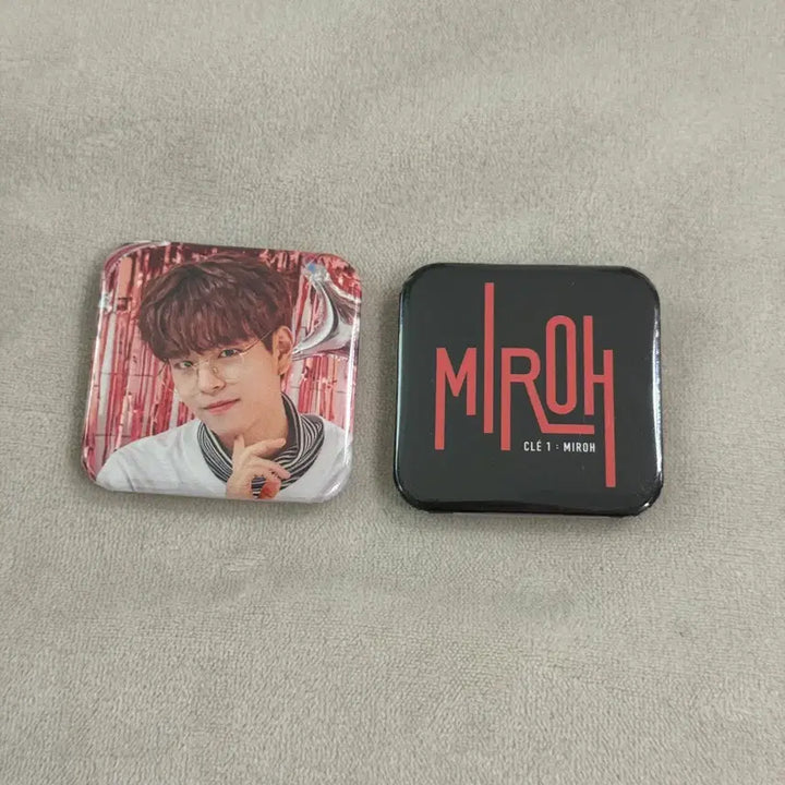 [BUNJANG] Stray Kids Seungmin High Five Moments MD Lucky Box Pin Badge Set / 스트레이키즈 승민 하이스테이 굿즈 엠디 럭키 박스 핀뱃지 세트