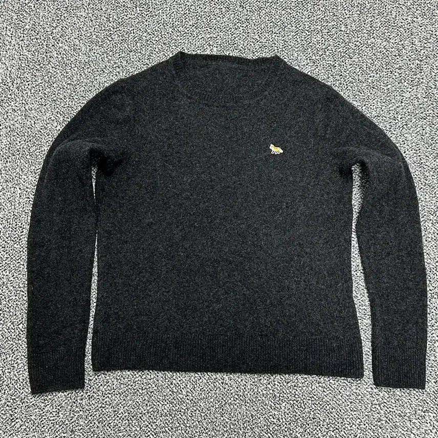[BUNJANG] Maison Kitsune Black Fox Patch Knit Sweater / 메종키츠네 최신형 블랙 폭스패치 니트