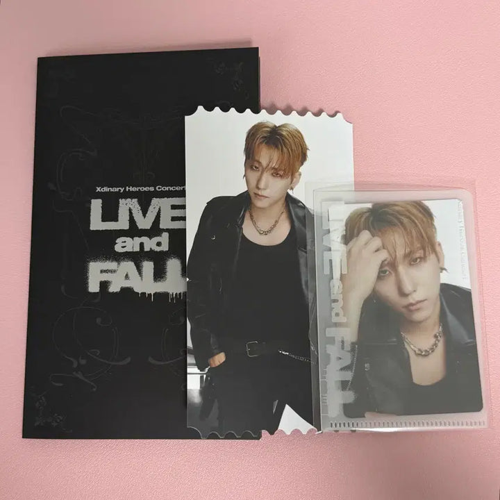 [BUNJANG] Xdinary Heroes Gunil Special Ticket Set / 엑스디너리히어로즈 엑디즈 립앤폴 콘서트 엠디 스페셜 티켓 세트 건일