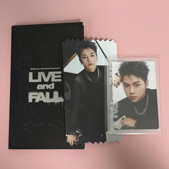 [BUNJANG] Xdinary Heroes Junsu Concert MD Special Ticket Set / 엑스디너리히어로즈 엑디즈 립앤폴 콘서트 엠디 스페셜 티켓 세트 정수
