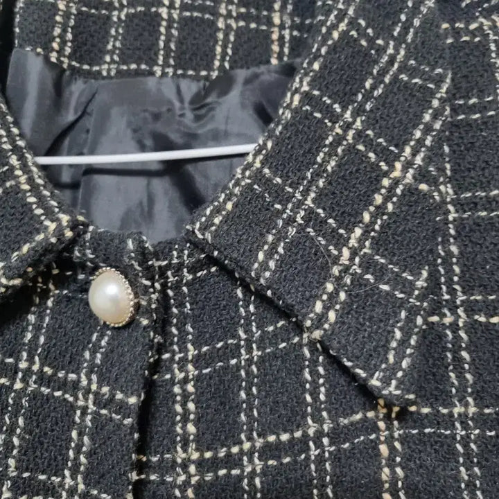 [BUNJANG] Tweed Check Pearl Button Jacket / 트위드 체크 진주 버튼 자켓55.66