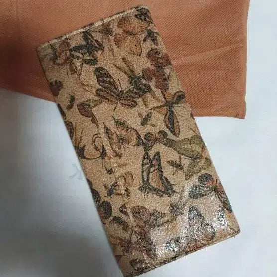 [BUNJANG] Zara Butterfly Pattern Long Wallet / 새제품)자라 나비 패턴 장지갑