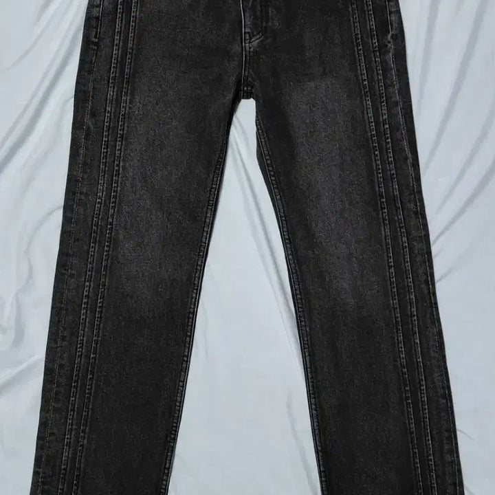 [BUNJANG] Maison Mihara Yasuhiro Center Press Snap Slit Denim (Black Denim) / [48] 메종 미네드 센터 프레스 스냅 슬릿 데님 (흑청)