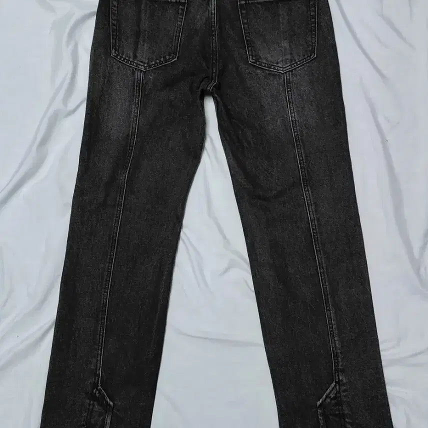 [BUNJANG] Maison Mihara Yasuhiro Center Press Snap Slit Denim (Black Denim) / [48] 메종 미네드 센터 프레스 스냅 슬릿 데님 (흑청)