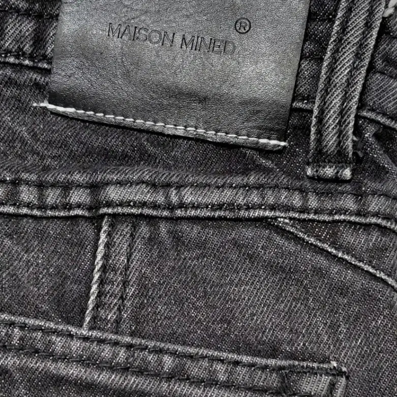 [BUNJANG] Maison Mihara Yasuhiro Center Press Snap Slit Denim (Black Denim) / [48] 메종 미네드 센터 프레스 스냅 슬릿 데님 (흑청)