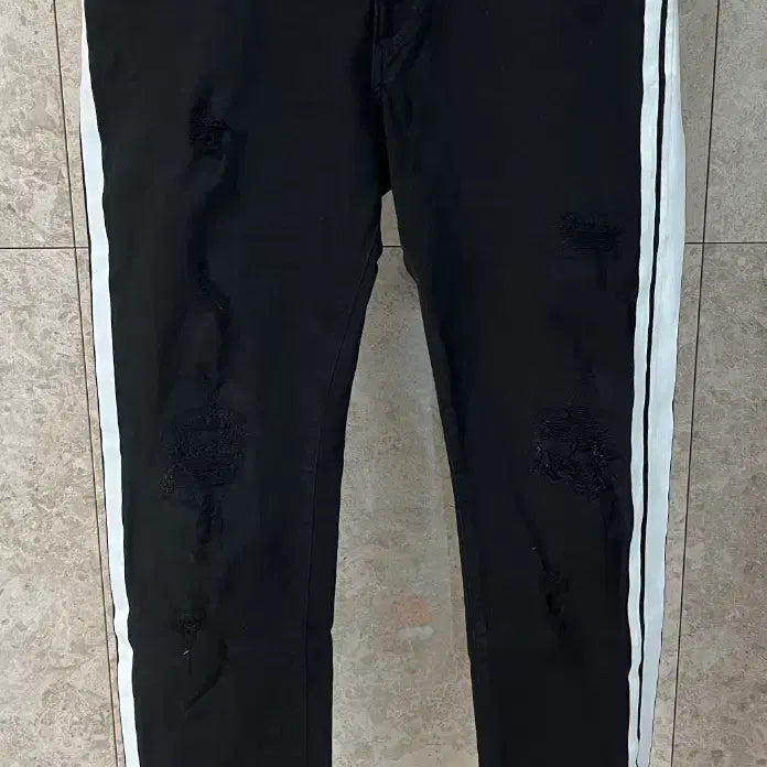 [BUNJANG] Dolce &amp; Gabbana Black Denim Jeans / 돌체앤가바나 블랙 옆라인 데님 청바지