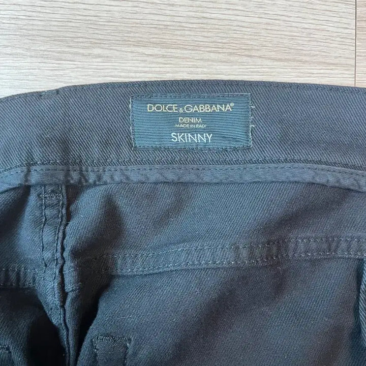 [BUNJANG] Dolce &amp; Gabbana Black Denim Jeans / 돌체앤가바나 블랙 옆라인 데님 청바지