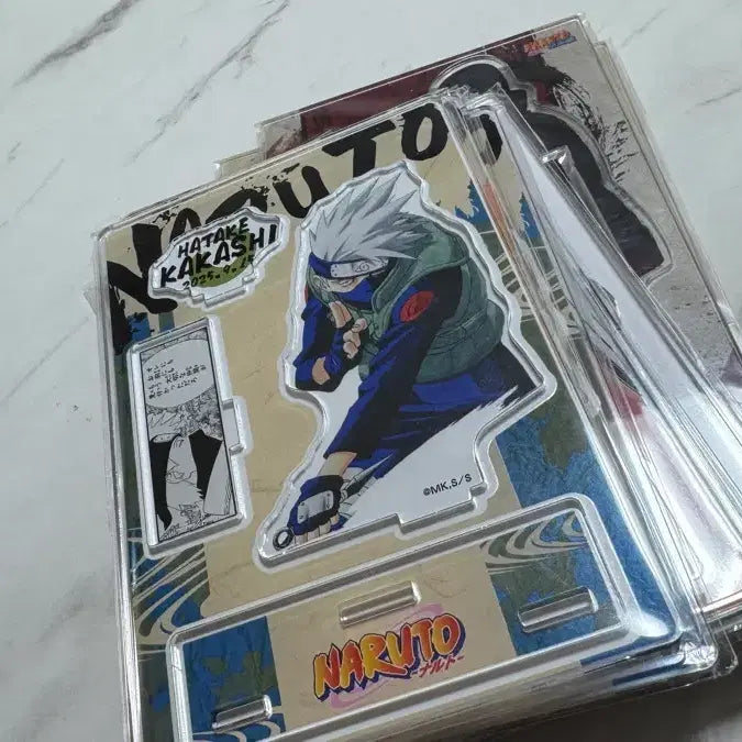 [SOLD OUT] 슈에이샤 카카시 아크릴 2025 명장면