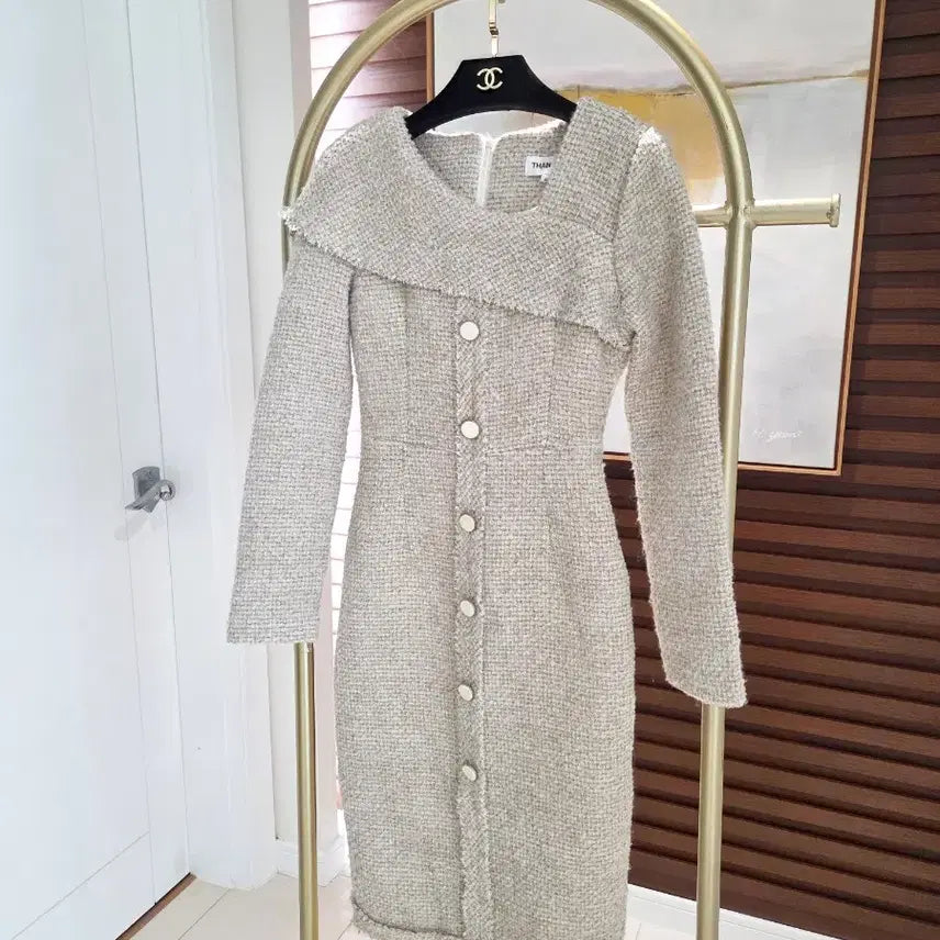 [BUNJANG] Roadshop Tweed Dress S Size / (논현 로드샵 구입) 1회착. 트위드 원피스 S