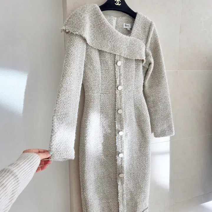 [BUNJANG] Roadshop Tweed Dress S Size / (논현 로드샵 구입) 1회착. 트위드 원피스 S