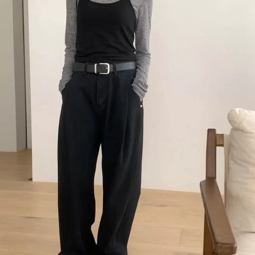 [SOLD OUT] (새상품)미엘 104 핀턱 와이드 데님 s