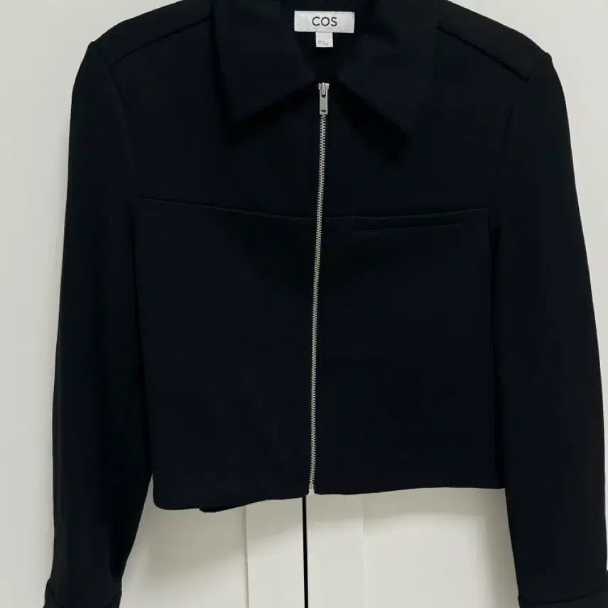 [BUNJANG] COS Cropped Twill Zip-Up Jacket &amp; Cargo Midi Skirt Set / COS 코스 크롭 트윌 집업 재킷XS+코스 카고 미디 스커트XS