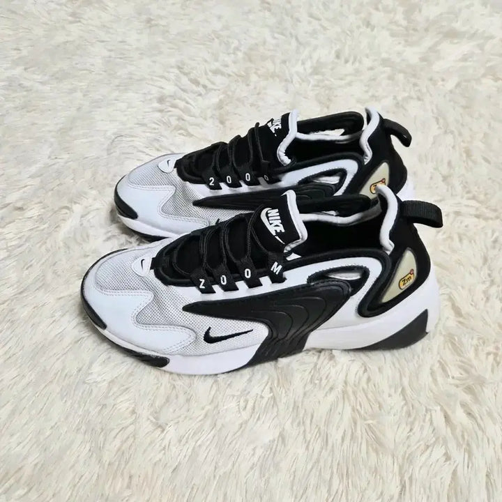 [BUNJANG] Nike Zoom 2K Sneakers (250mm) / 나이키 줌 2K 흰검 운동화 250mm