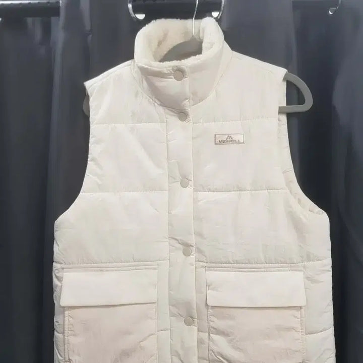 [BUNJANG] Merrell Ivory Women's Padded Vest (85) / 메렐 아이보리 여성 패딩 조끼(85)