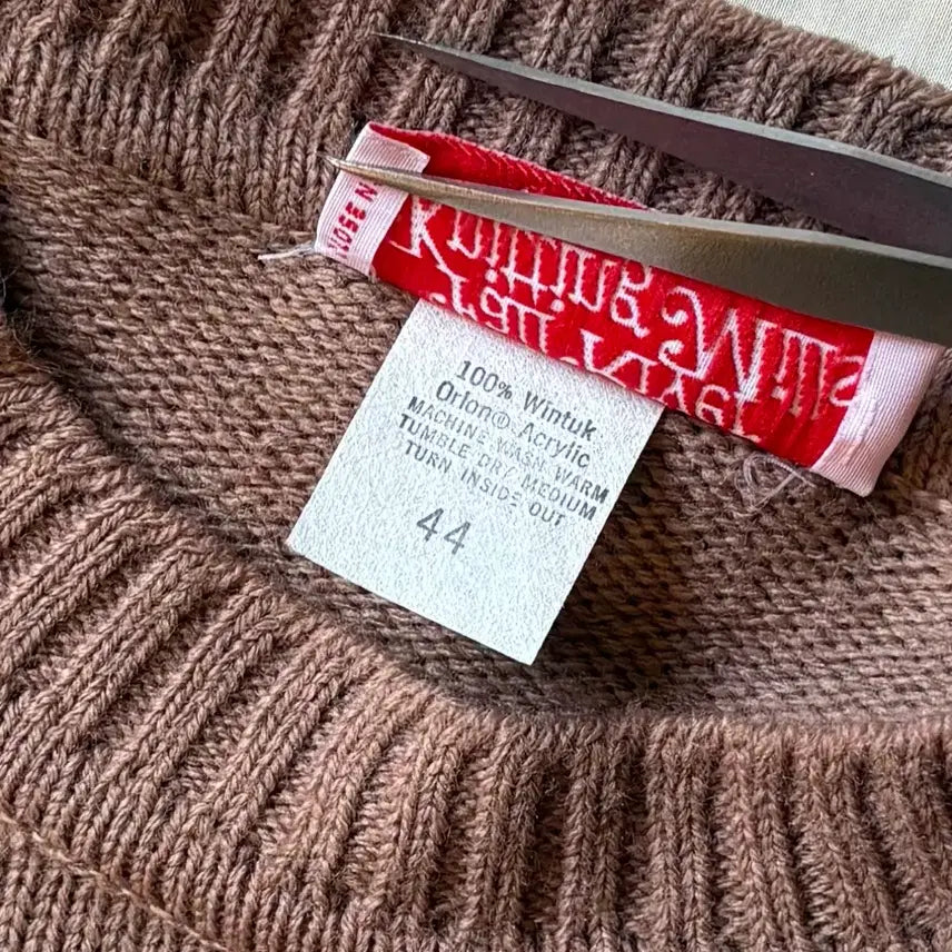 [BUNJANG] Fall River Knitting Mills 80s USA Round Neck Knit Beige / [105] 80s USA Fall River Knitting Mills