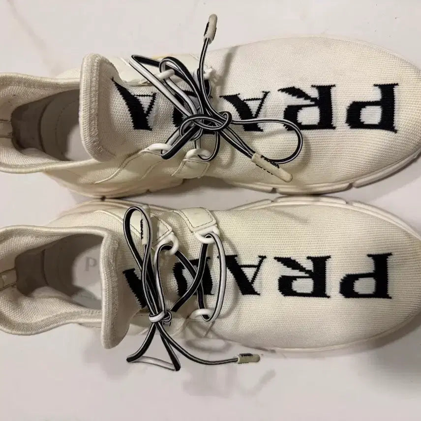 [BUNJANG] Prada White Logo Sneakers / (정품)프라다 화이트 로고 스니커즈